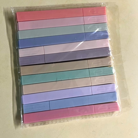 12 pack Highlighter Pens, new, Chisel tip, Anti-Smudge & Anti-Bleed - Picture 1 of 4